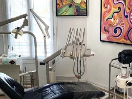 Soins de parodontologie non invasive au cabinet du Dr Thierry Krief à Nice